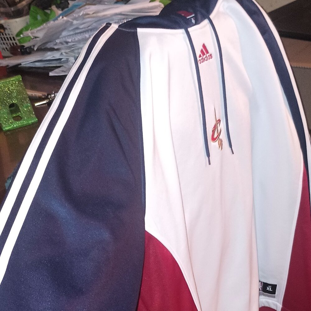 Cavs jersey pullover